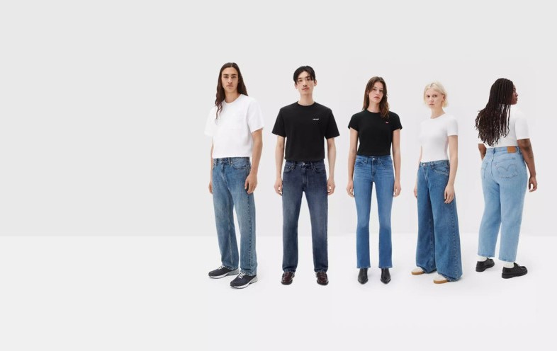 LEVI'S
