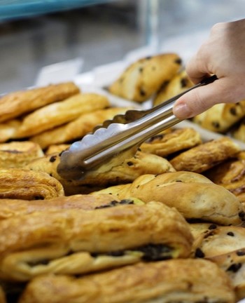 1 viennoiserie offerte dès 3 viennoiseries achetées
