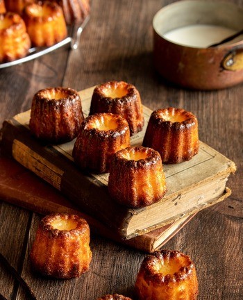 Trois canelés offerts*